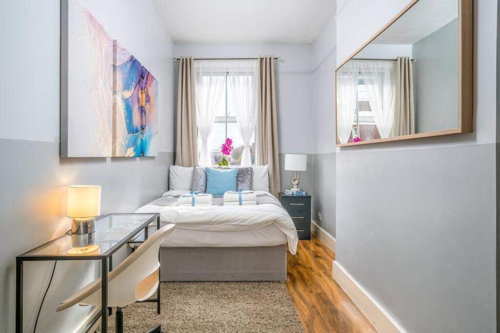 Cozy 1 Bed For 4 Paddington Apartamento Londres Exterior foto